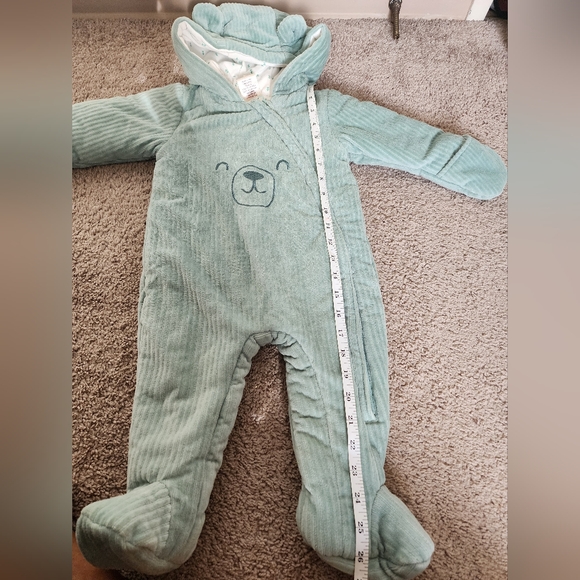 Baby Winter Snow Suit with attached mitts - Picture 7 of 9